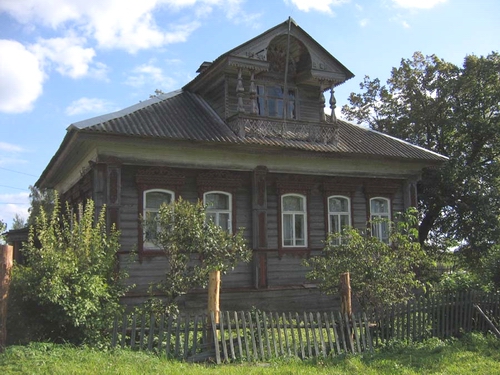 Стоковые фотографии по запросу Русский деревянный дом