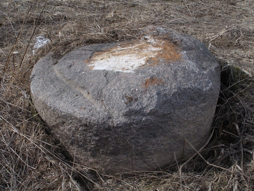 жертвенный камень в селе Всехсвятское